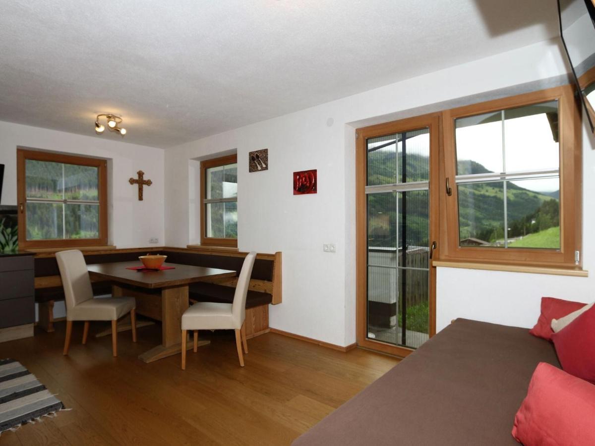 Holiday Flat Schoeser, Fuegen Fuegenberg Esterno foto