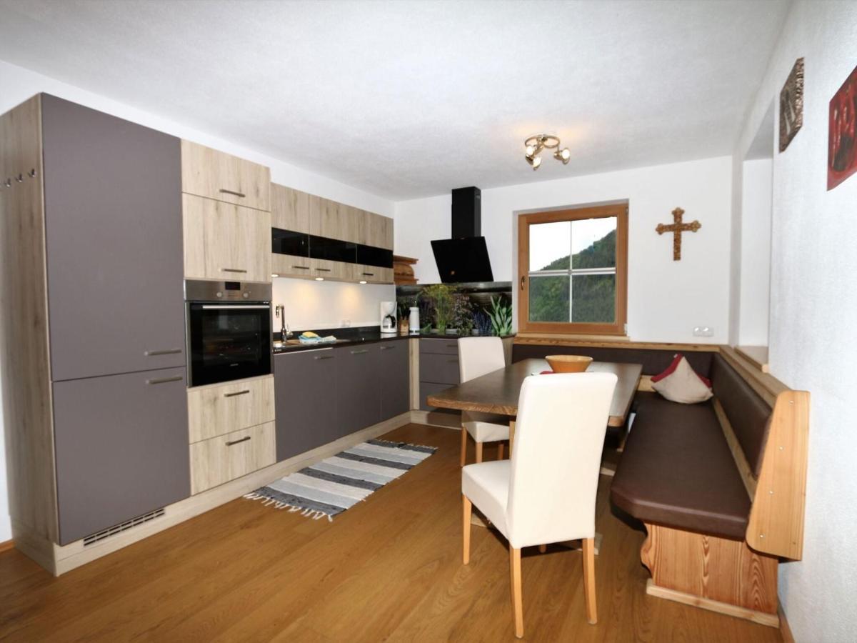 Holiday Flat Schoeser, Fuegen Fuegenberg Esterno foto